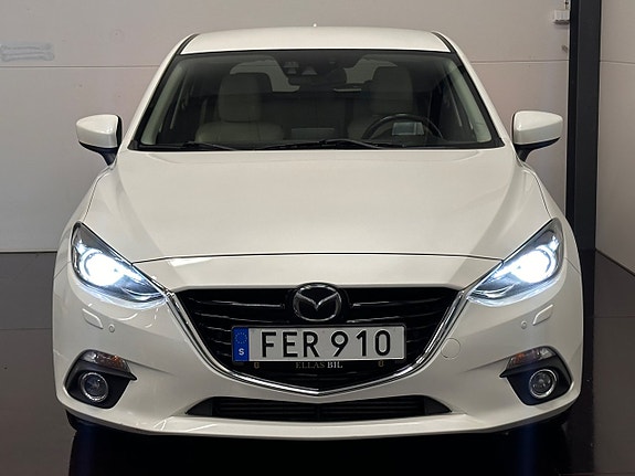 Mazda 3 2 of 30