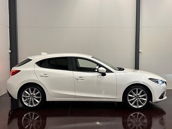 Mazda 3 3 of 30