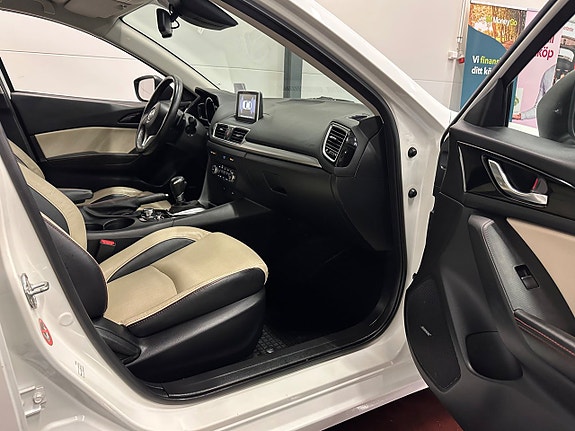 Mazda 3 9 of 30