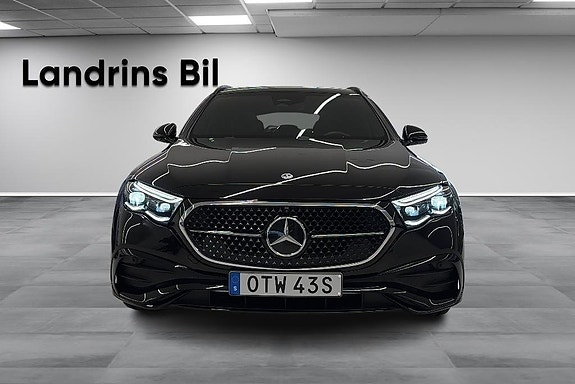 Mercedes-Benz E300 2 of 5