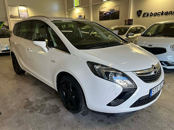 Opel Zafira Tourer 3 of 5