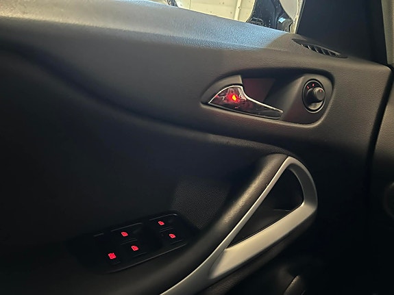 Opel Zafira Tourer 16 of 19