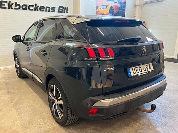 Peugeot 3008 4 of 5
