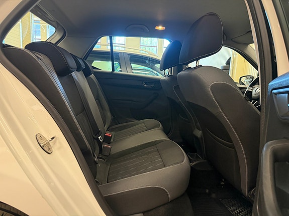 Skoda Fabia 11 of 13