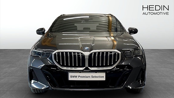 BMW 530e 8 of 12