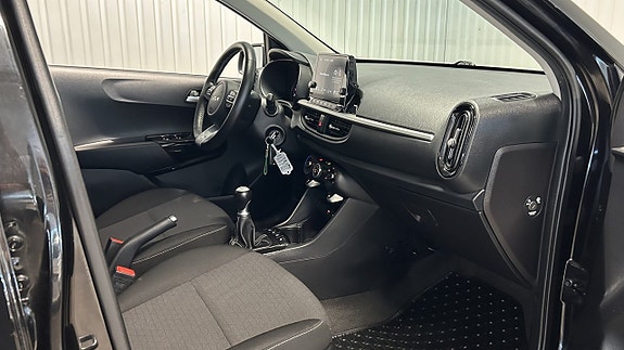Kia Picanto 13 of 15