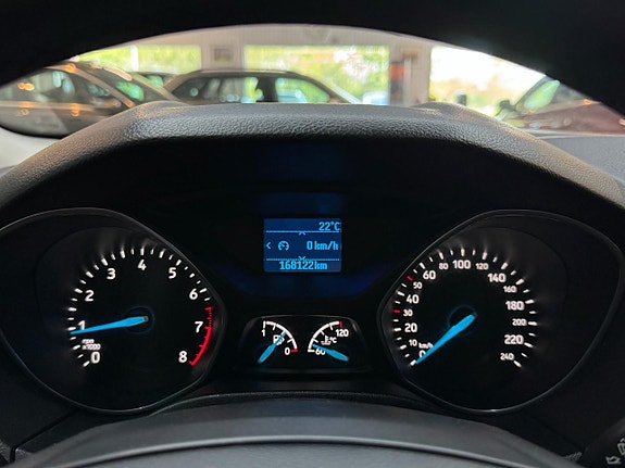 Ford Focus 10 of 15
