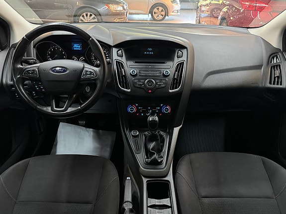 Ford Focus 6 of 15