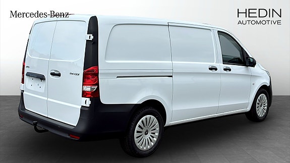 Mercedes-Benz Vito 114 2 of 5