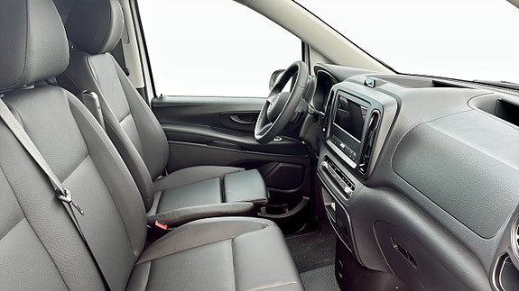 Mercedes-Benz Vito 114 3 of 5