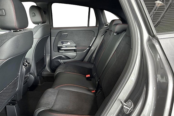 Mercedes-Benz GLA250 e 10 of 15