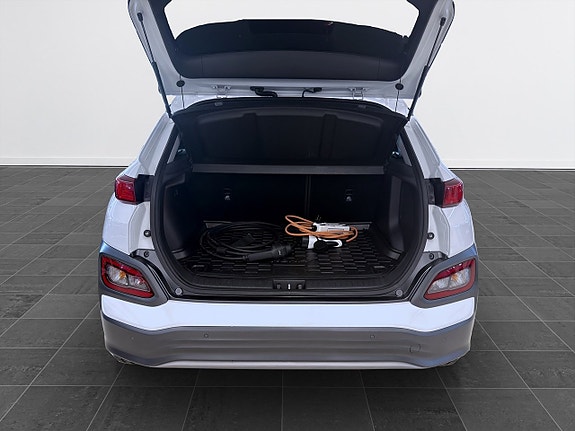Hyundai Kona 7 of 17