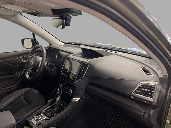 Subaru Forester 10 of 15