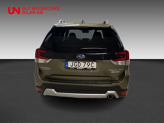 Subaru Forester 3 of 5
