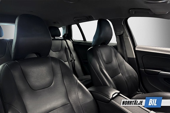 Volvo V60 13 of 17