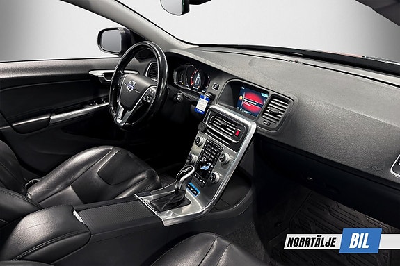 Volvo V60 12 of 17