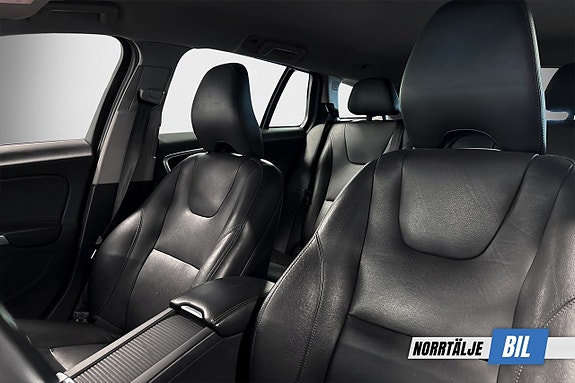 Volvo V60 10 of 17