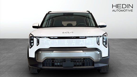 Kia EV2 8 of 12