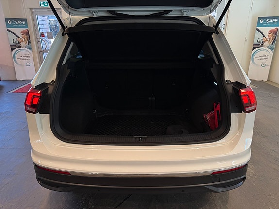 Volkswagen Tiguan 21 of 24