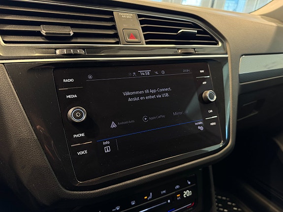 Volkswagen Tiguan 14 of 24