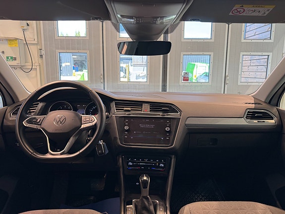 Volkswagen Tiguan 5 of 24
