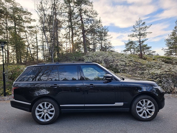 Land Rover Range Rover 4 of 5