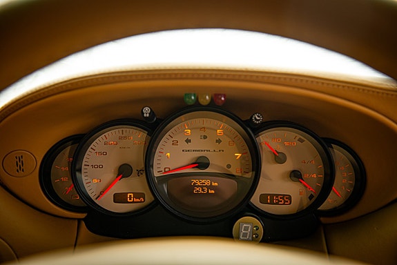 Porsche 911 Turbo 17 of 30