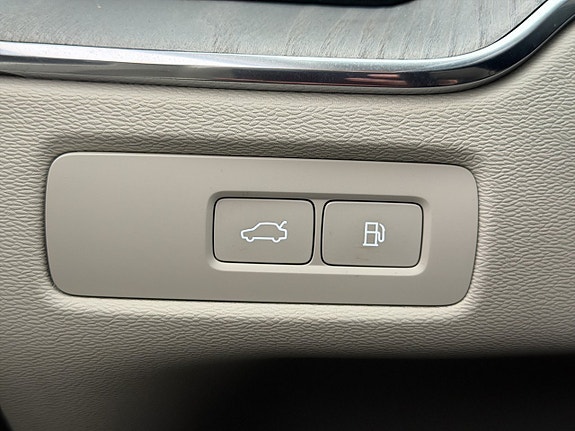 Volvo XC60 30 of 30