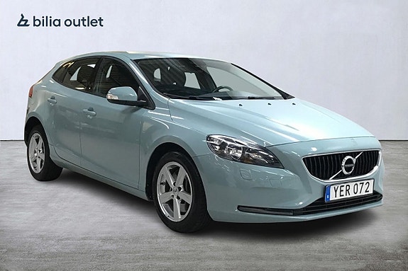 Volvo V40 4 of 26