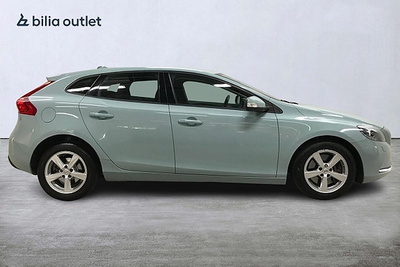 Volvo V40 5 of 26