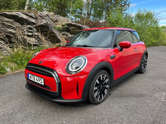 MINI Cooper 3 of 5
