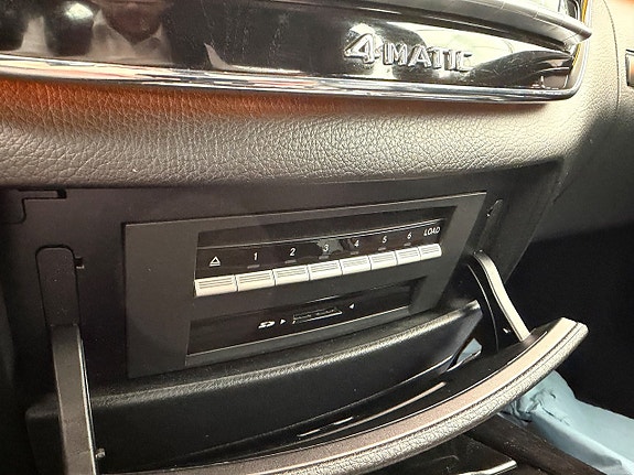 Mercedes-Benz S350 24 of 27