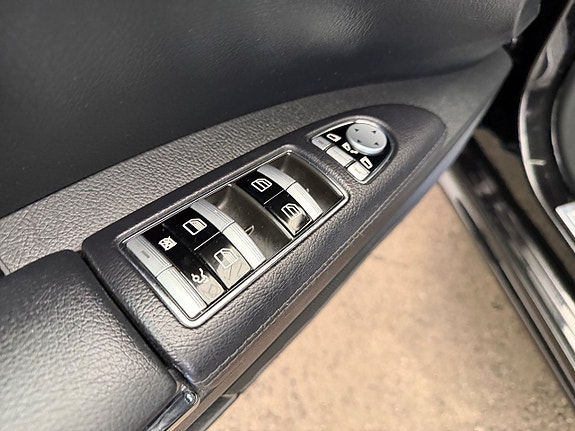 Mercedes-Benz S350 15 of 27
