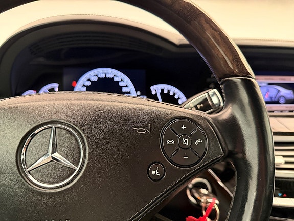 Mercedes-Benz S350 19 of 27
