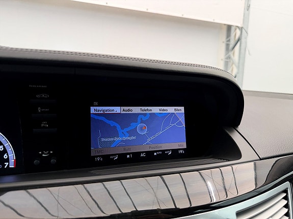 Mercedes-Benz S350 22 of 27