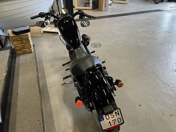 Harley-Davidson XL 1200N 6 of 7
