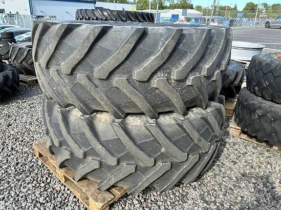 Hjul 2st 650/65R42, Kmpl på Fälg