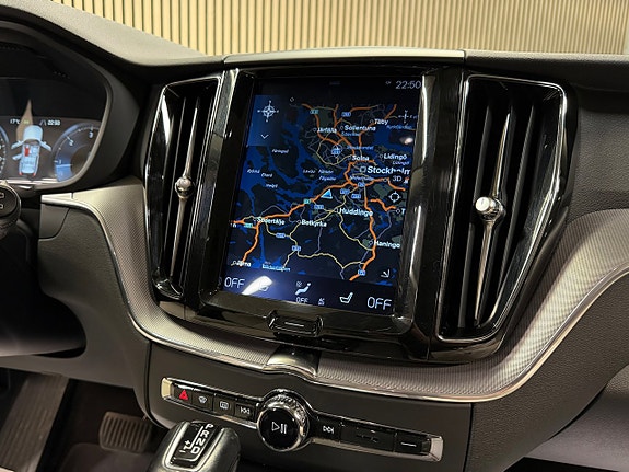 Volvo XC60 20 of 30