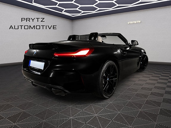 BMW Z4 2 of 5