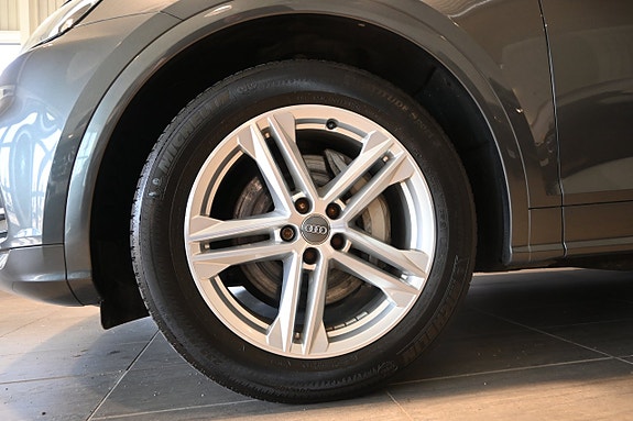 Audi Q5 6 of 19