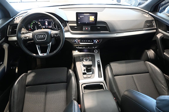 Audi Q5 9 of 19
