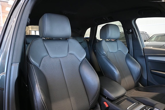 Audi Q5 11 of 19