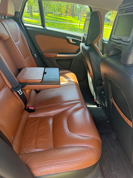Volvo V60 5 of 5
