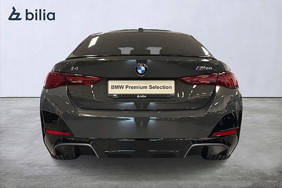 BMW i4 4 of 5