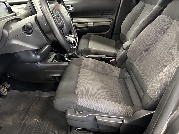 Citroen C4 Cactus 8 of 12