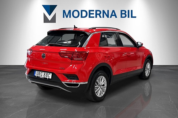 Volkswagen T-Roc 6 of 23