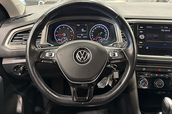 Volkswagen T-Roc 9 of 23