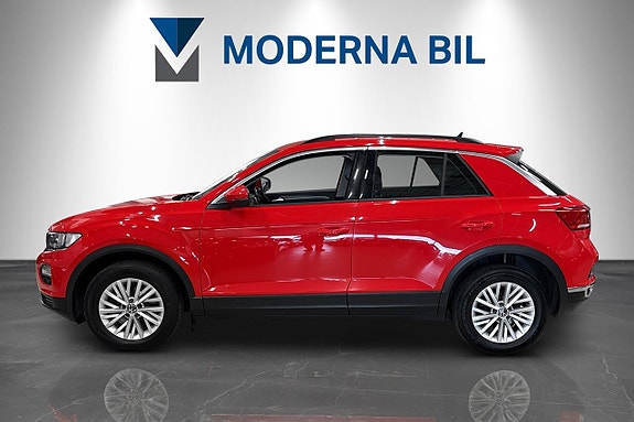 Volkswagen T-Roc 3 of 23