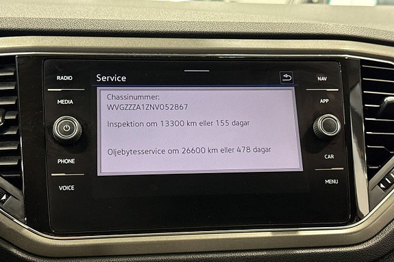 Volkswagen T-Roc 14 of 23