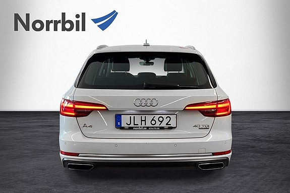 Audi A4 5 of 5